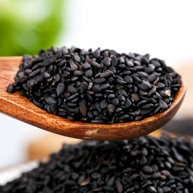 the-spoon-contains-northeast-black-sesame-1372238451-b049bcf4c4364828a099729553155ac5